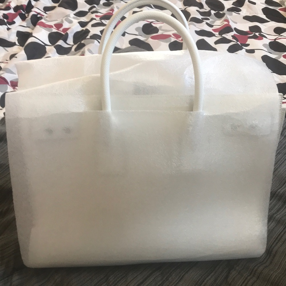 Saint Laurent Medium Soft De Jour Leather Tote - Picture 6 of 8